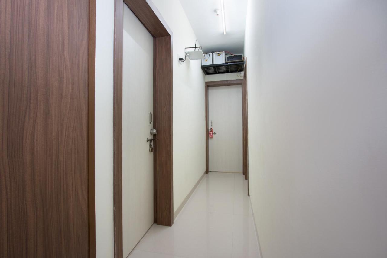 ホテル Oyo 9052 Leisurely Abode Khadki エクステリア 写真