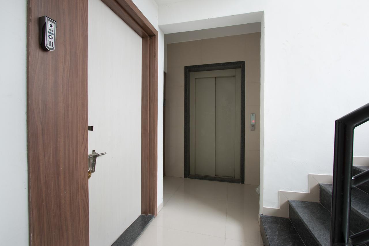 ホテル Oyo 9052 Leisurely Abode Khadki エクステリア 写真